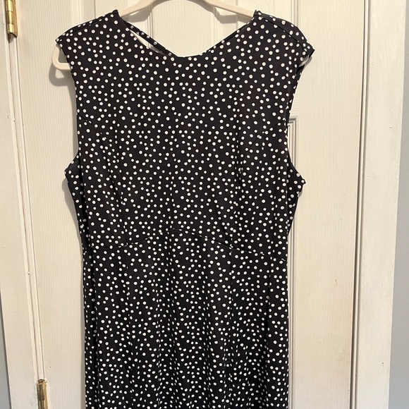 Title Nine A-line Black And White Polka Dot Sleeveless Diamelete Knee Lngth Sz L - Picture 1 of 8